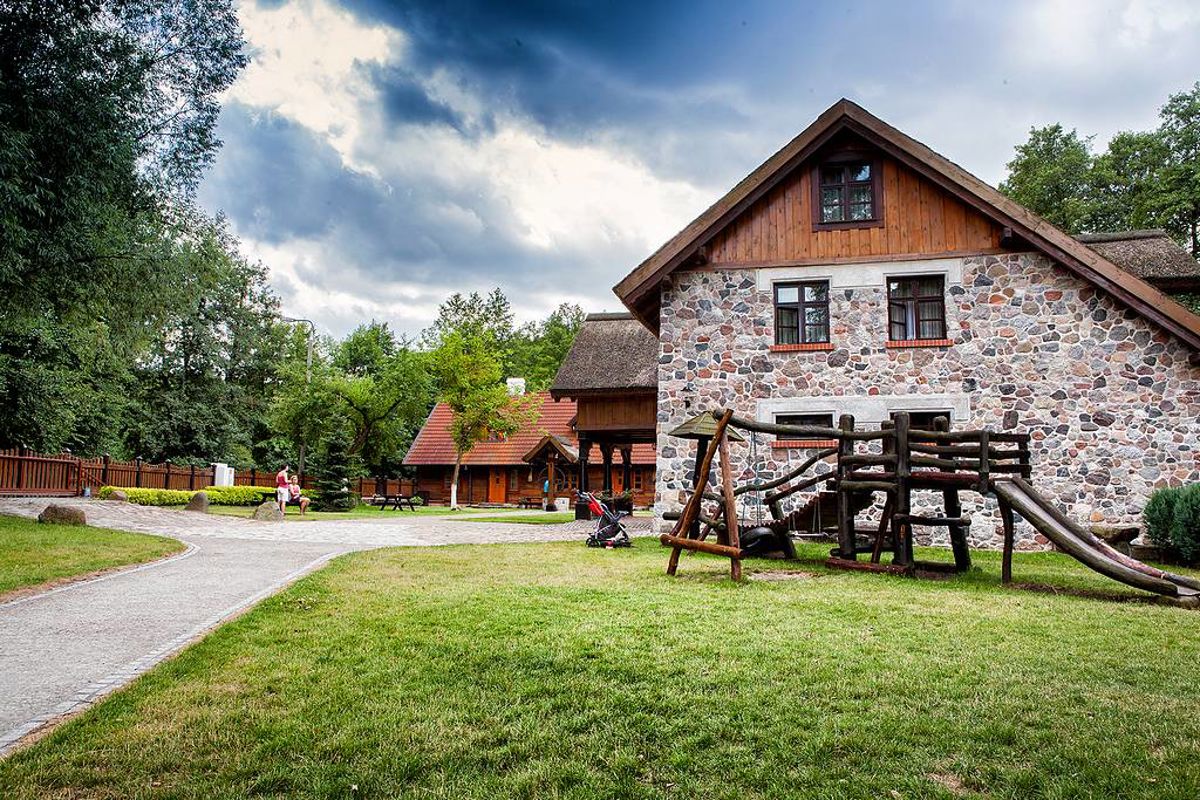 Górzno, Hotel Dworek Wapionka